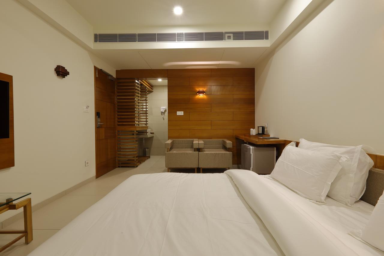 Hotel 440, A Serene Stay Ahmedabad Exterior photo