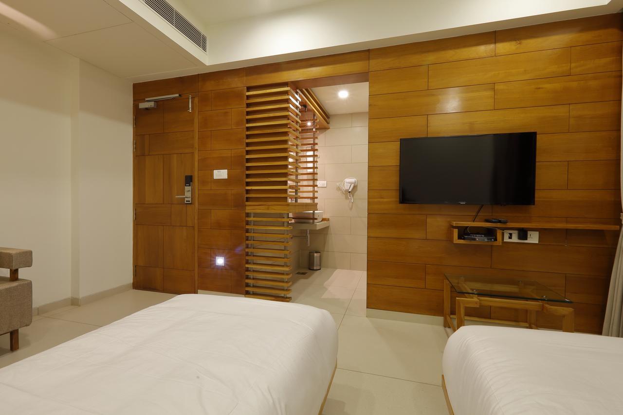 Hotel 440, A Serene Stay Ahmedabad Exterior photo